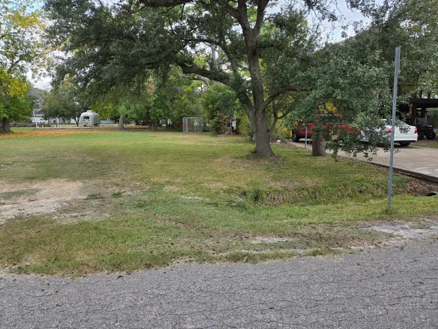 $70,000 | 4718 Louise Street, Pasadena, TX 77586