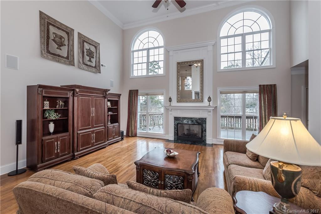 13936 Point Lookout Road Charlotte, NC 28278 - Photo 6 of 23 Gallery Image 6