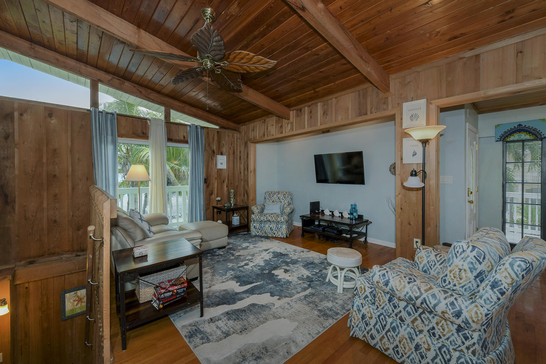 202 Johnny Road Tavernier, FL 33070 - Photo 2 of 25 Lovely and welcoming Keys Home