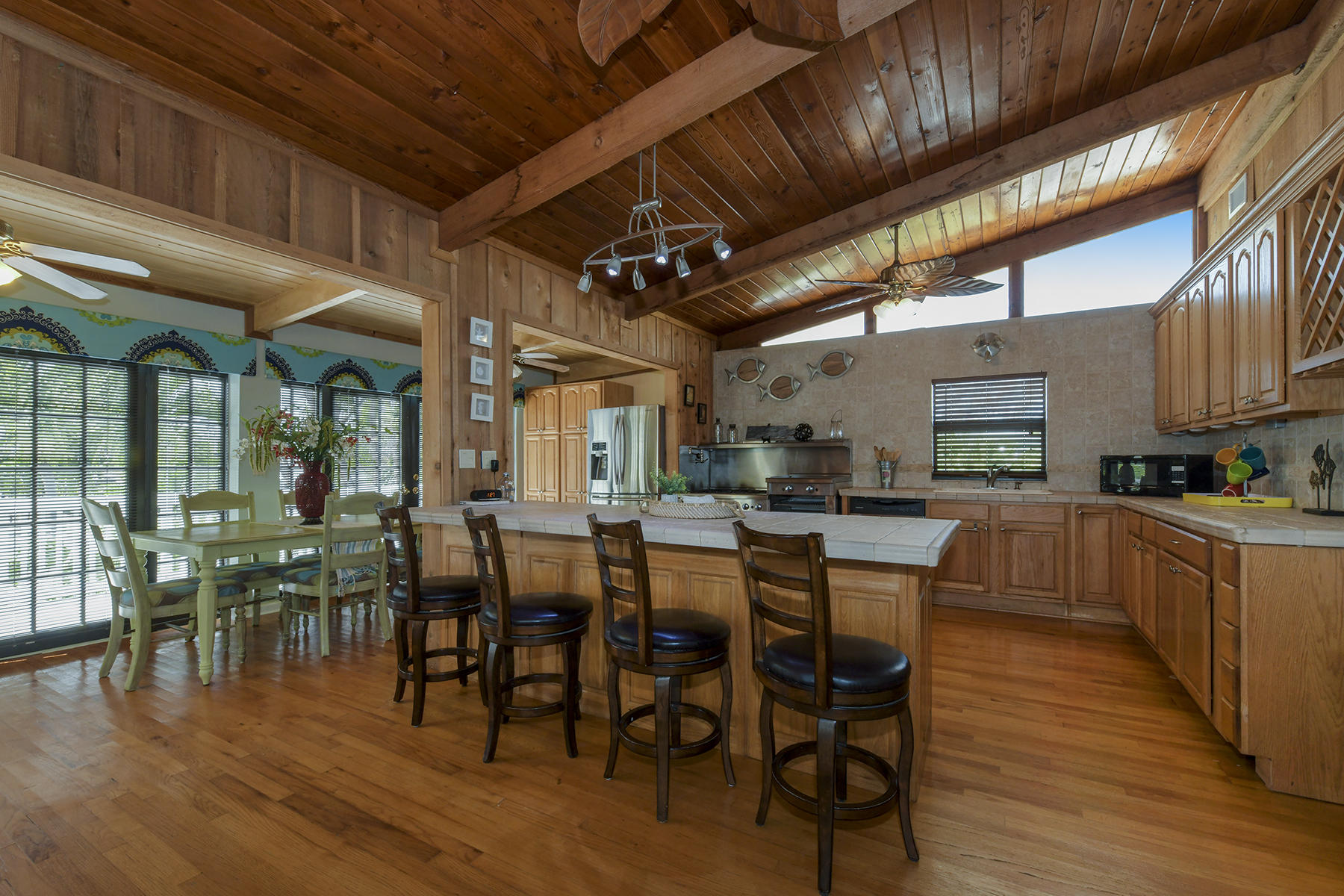 202 Johnny Road Tavernier, FL 33070 - Photo 4 of 25 Time to Entertain!