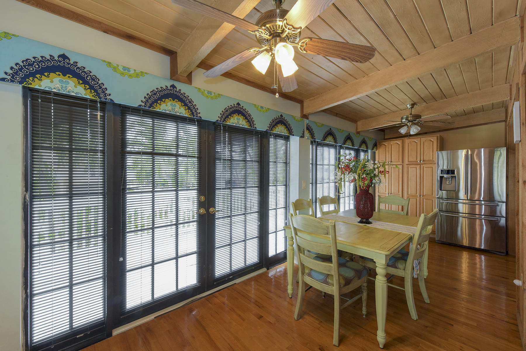 202 Johnny Road Tavernier, FL 33070 - Photo 6 of 25 Dining Area