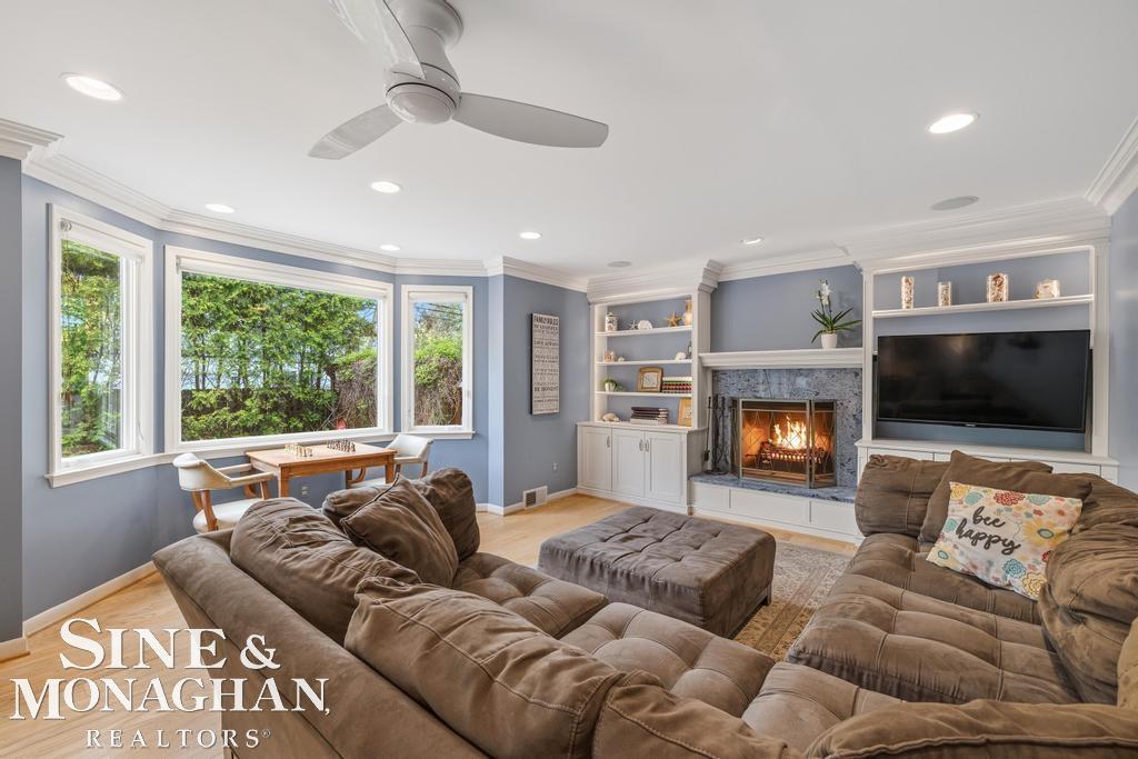 66 Colonial Road Grosse Pointe Shores, MI 48236 - Photo 18 of 67
