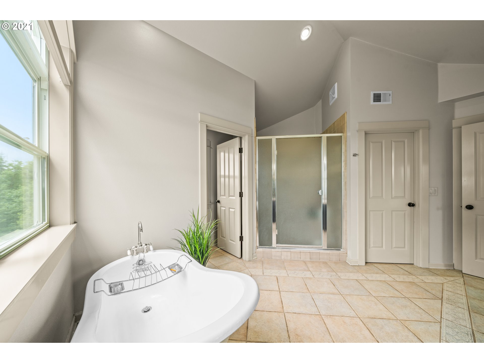 14151 Northwest Germantown Road Portland, OR 97231 - Photo 16 of 32 Gallery Image 16