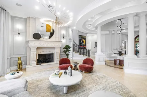 $9,750,000 | 4216 Intracoastal Drive, Highland Beach, FL 33487
