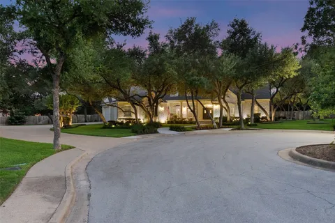 a view of outdoor space with green space