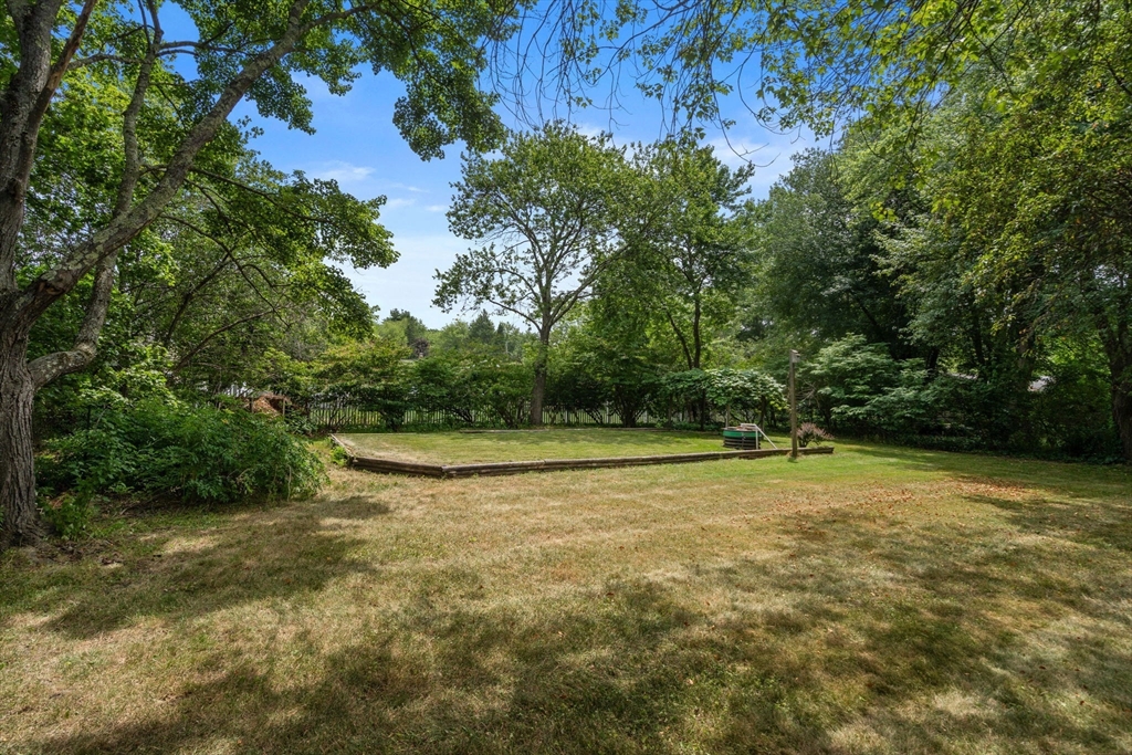 5 Sunset Road Maynard, MA 01754 - Photo 32 of 42