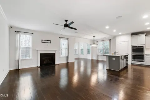$500,000 | 8121 Fieldcrest Lane, Fuquay-Varina, NC 27526