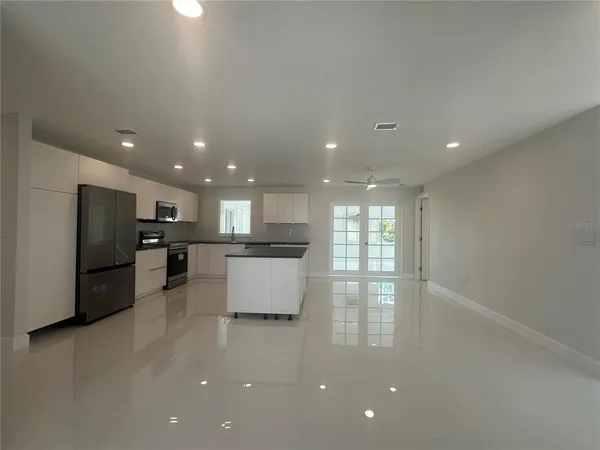 $1,800 | 230 Annapolis Lane, Rotonda West, FL 33947