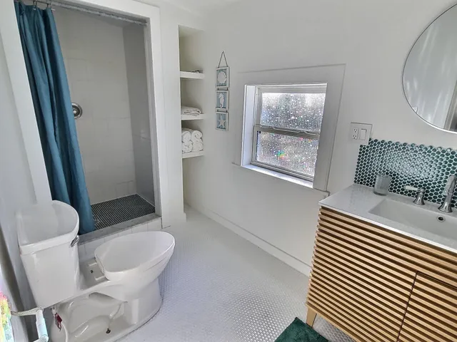 $1,700 | 50 Magnolia Drive, Unit B, St. Augustine, FL 32080