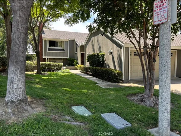 $5,300 | 17 Rainbow Falls, Irvine, CA 92603