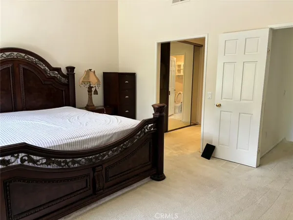 $5,300 | 17 Rainbow Falls, Irvine, CA 92603