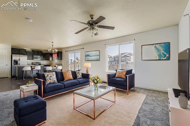 6282 Pilgrimage Road Colorado Springs, CO 80925 - Photo 2 of 14 AI