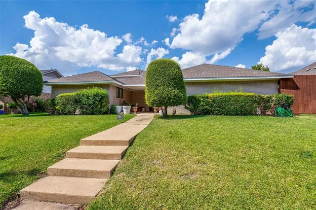 front view of house with a yard
