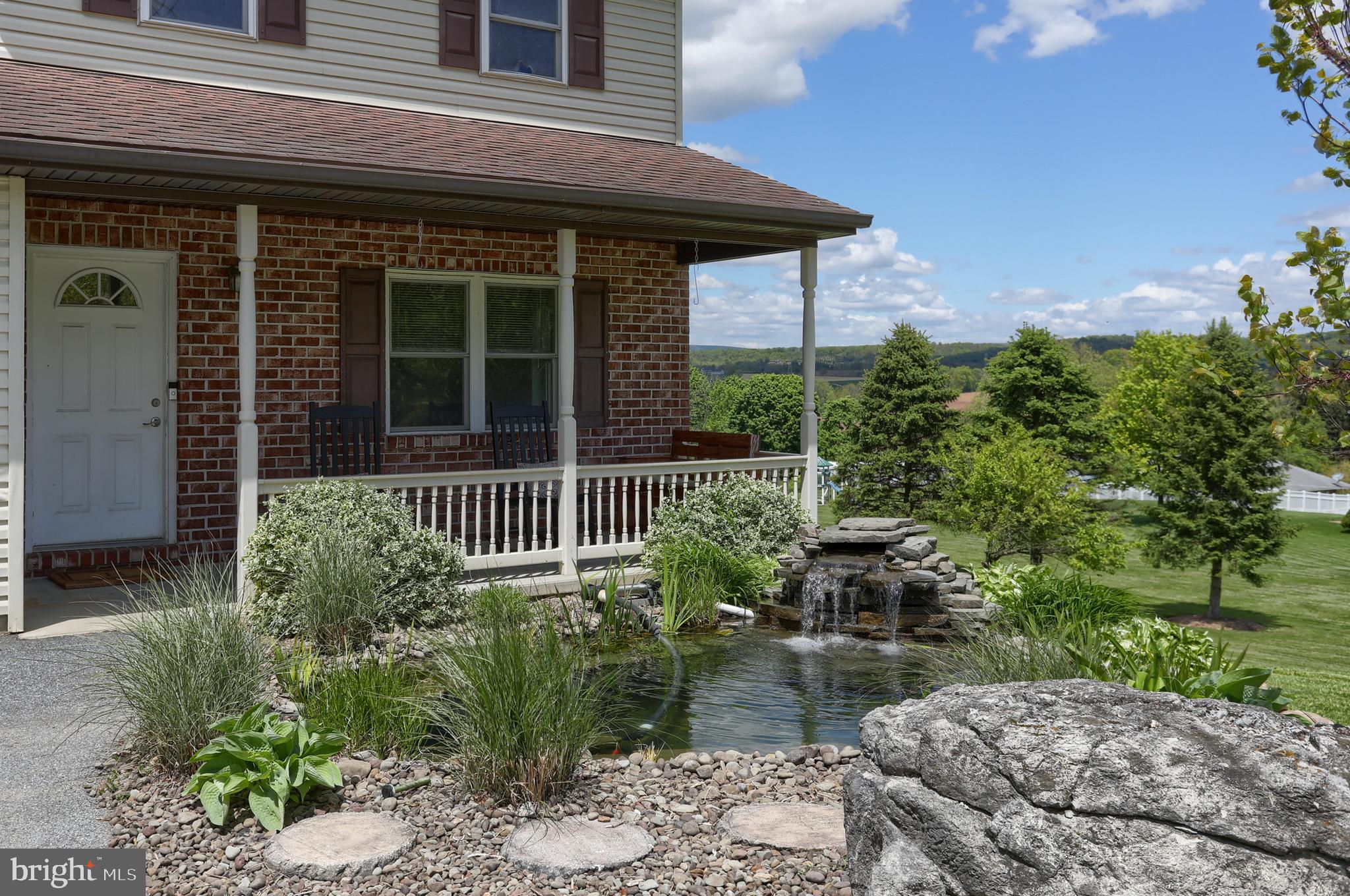 8 Host Road Womelsdorf, PA 19567 - Photo 4 of 49 Gallery Image 4