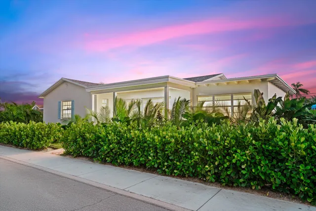 $895,000 | 1131 North Ocean Breeze, Lake Worth Beach, FL 33460