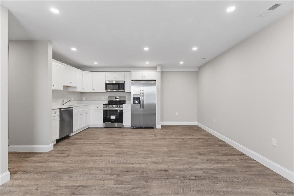 202 Central Street, Unit E Avon, MA 02322 - Photo 4 of 21