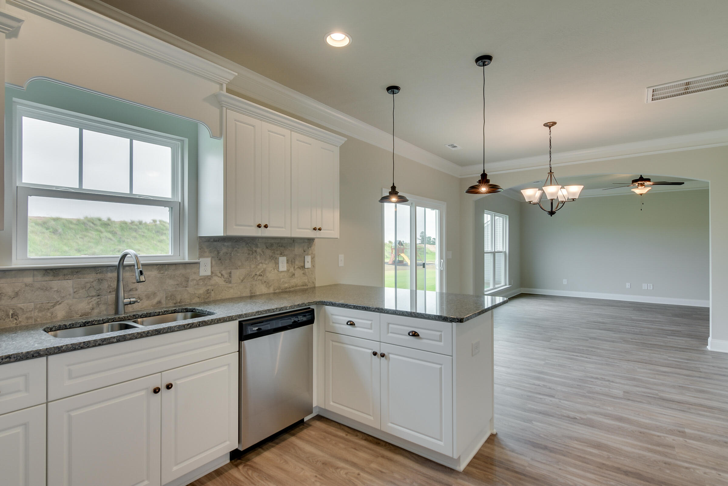 4203 Forest Road Hephzibah, GA 30815 - Photo 8 of 23 016_65233053