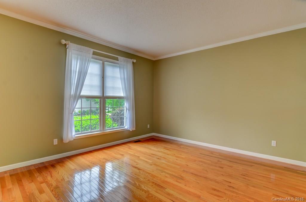 12 Barberry Road, Unit 107 Fletcher, NC 28732 - Photo 14 of 34 Gallery Image 14