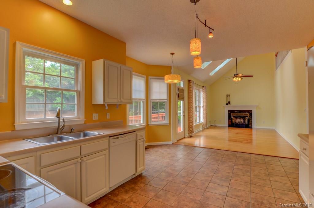 12 Barberry Road, Unit 107 Fletcher, NC 28732 - Photo 17 of 34 Gallery Image 17