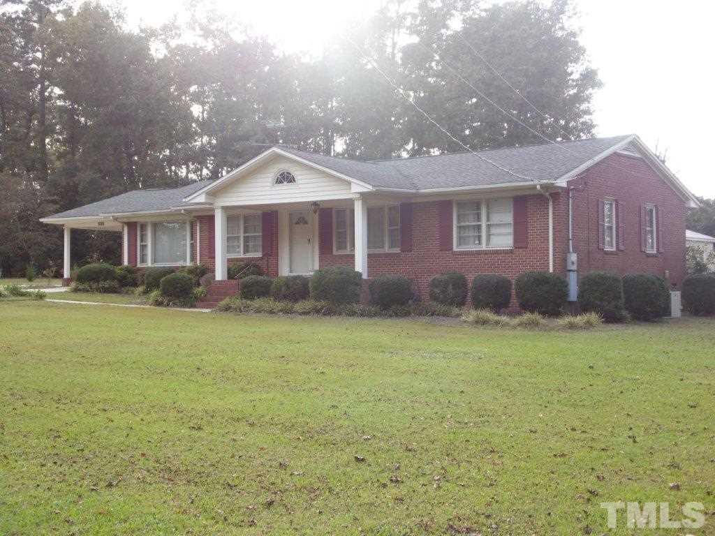 1013 Fairground Road Dunn, NC 28334 - Photo 1 of 20