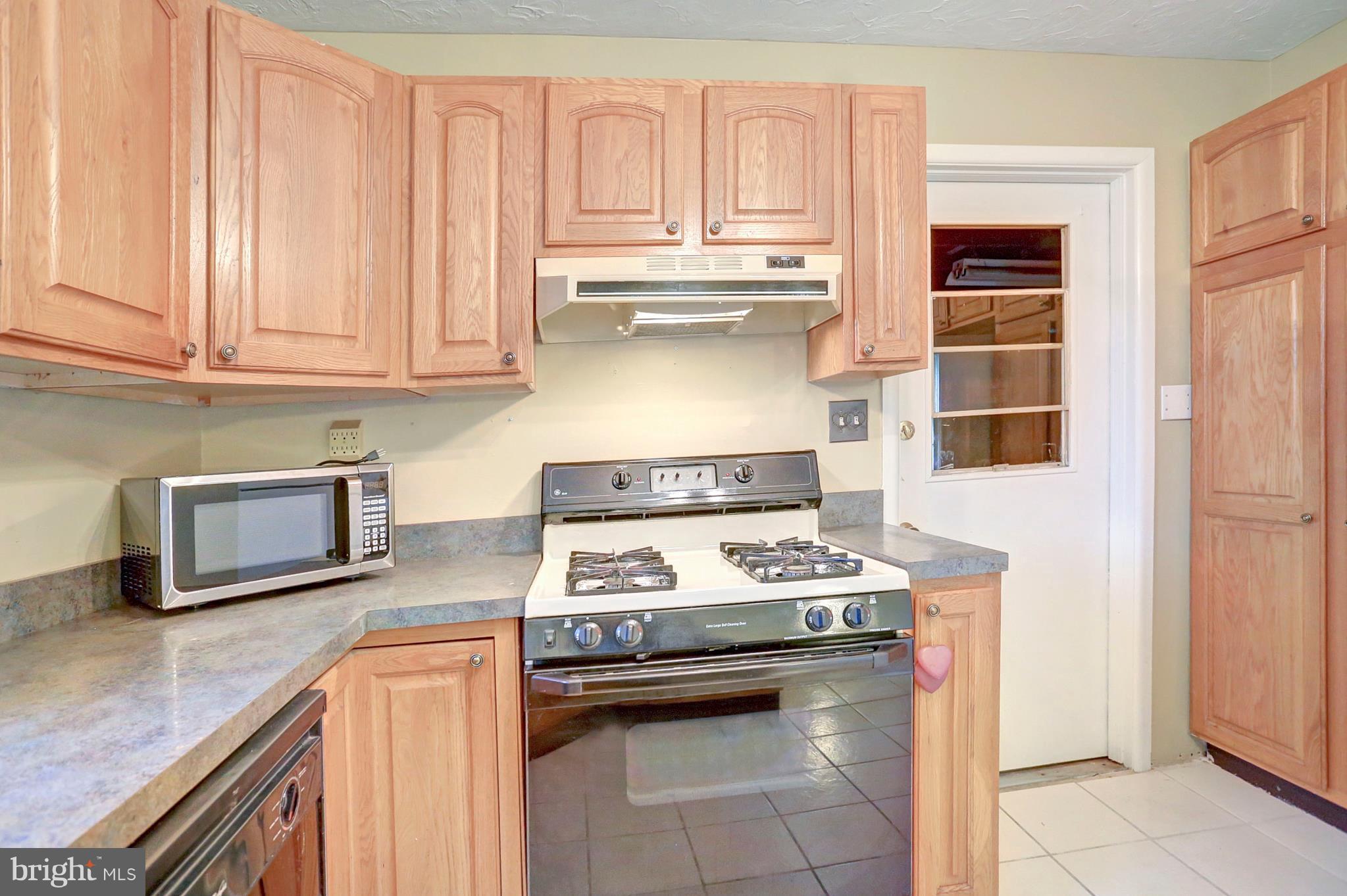 209 Doncaster Road Joppa, MD 21085 - Photo 10 of 30 Kitchen