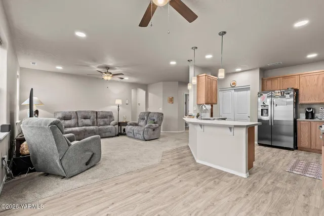 $391,000 | 403 Lambert Court, Grandview, WA 98930