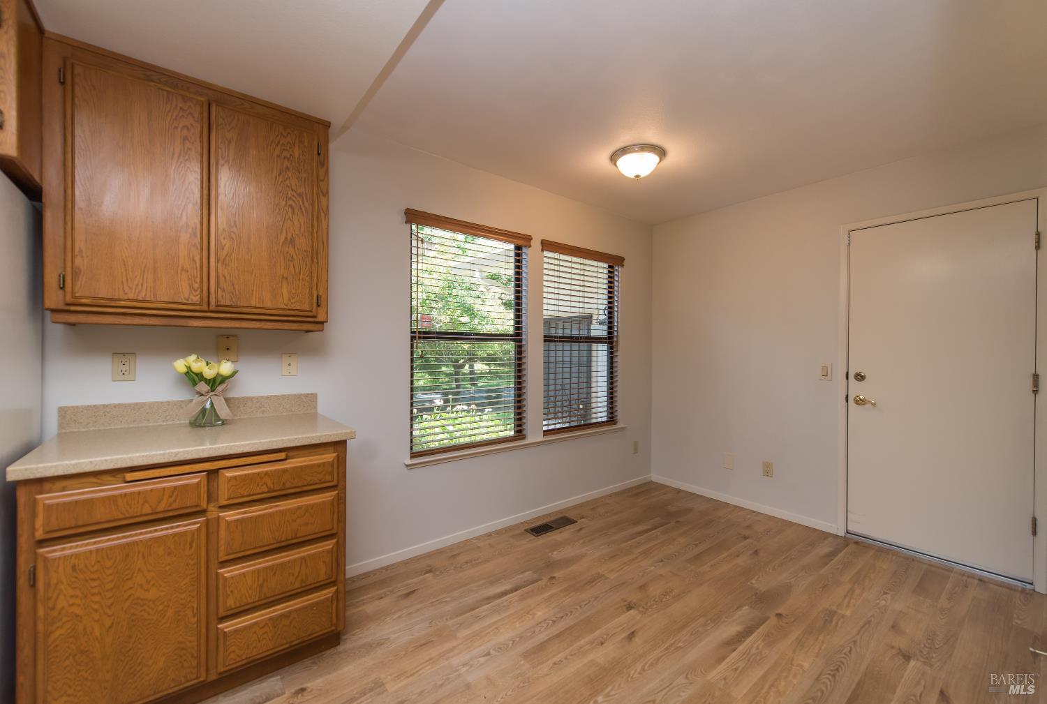 6320 Stone Bridge Road Santa Rosa, CA 95409 - Photo 14 of 37