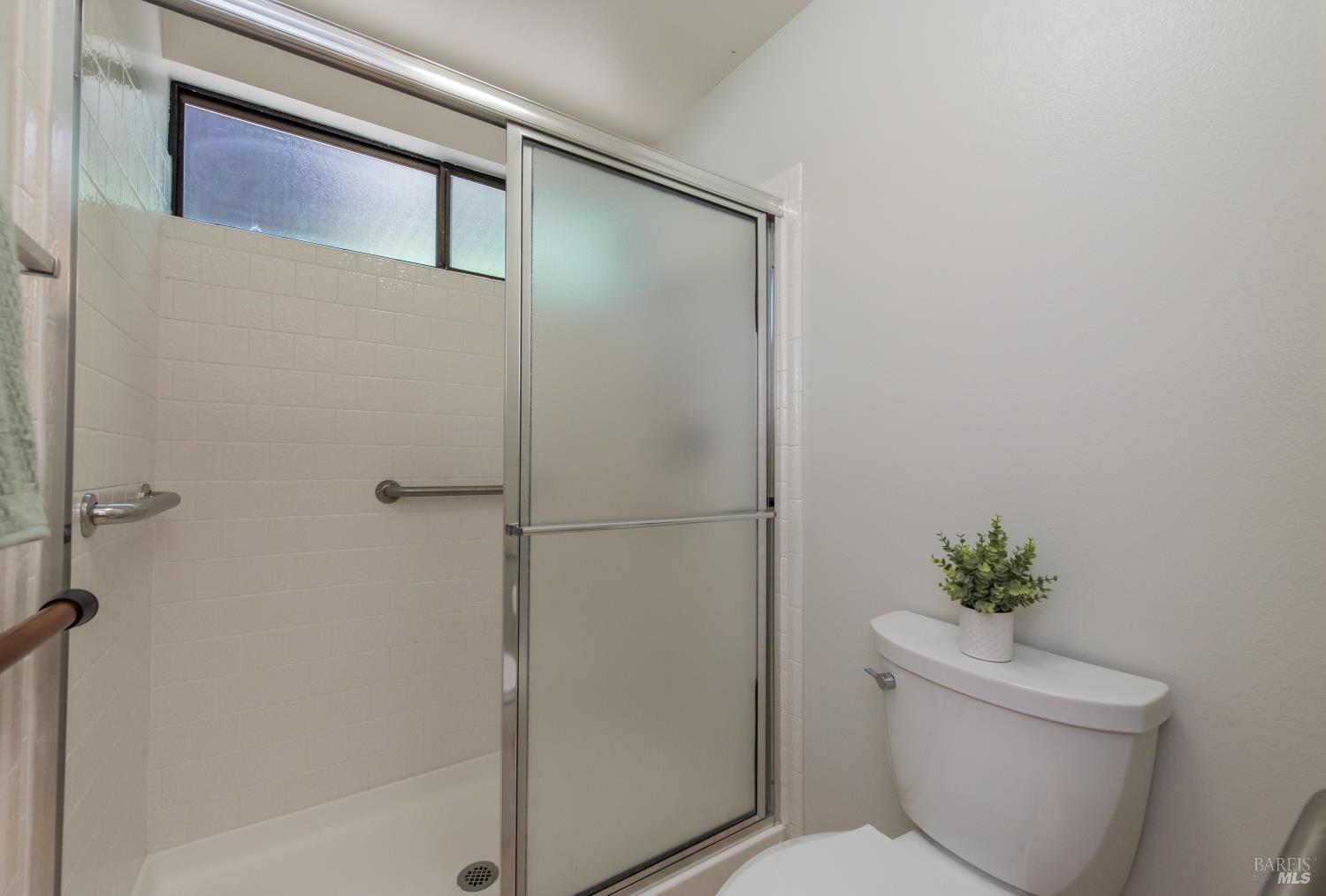 6320 Stone Bridge Road Santa Rosa, CA 95409 - Photo 25 of 37