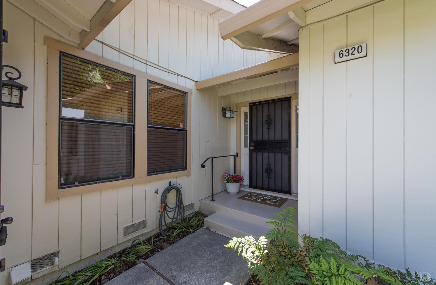 6320 Stone Bridge Road Santa Rosa, CA 95409 - Photo 4 of 37