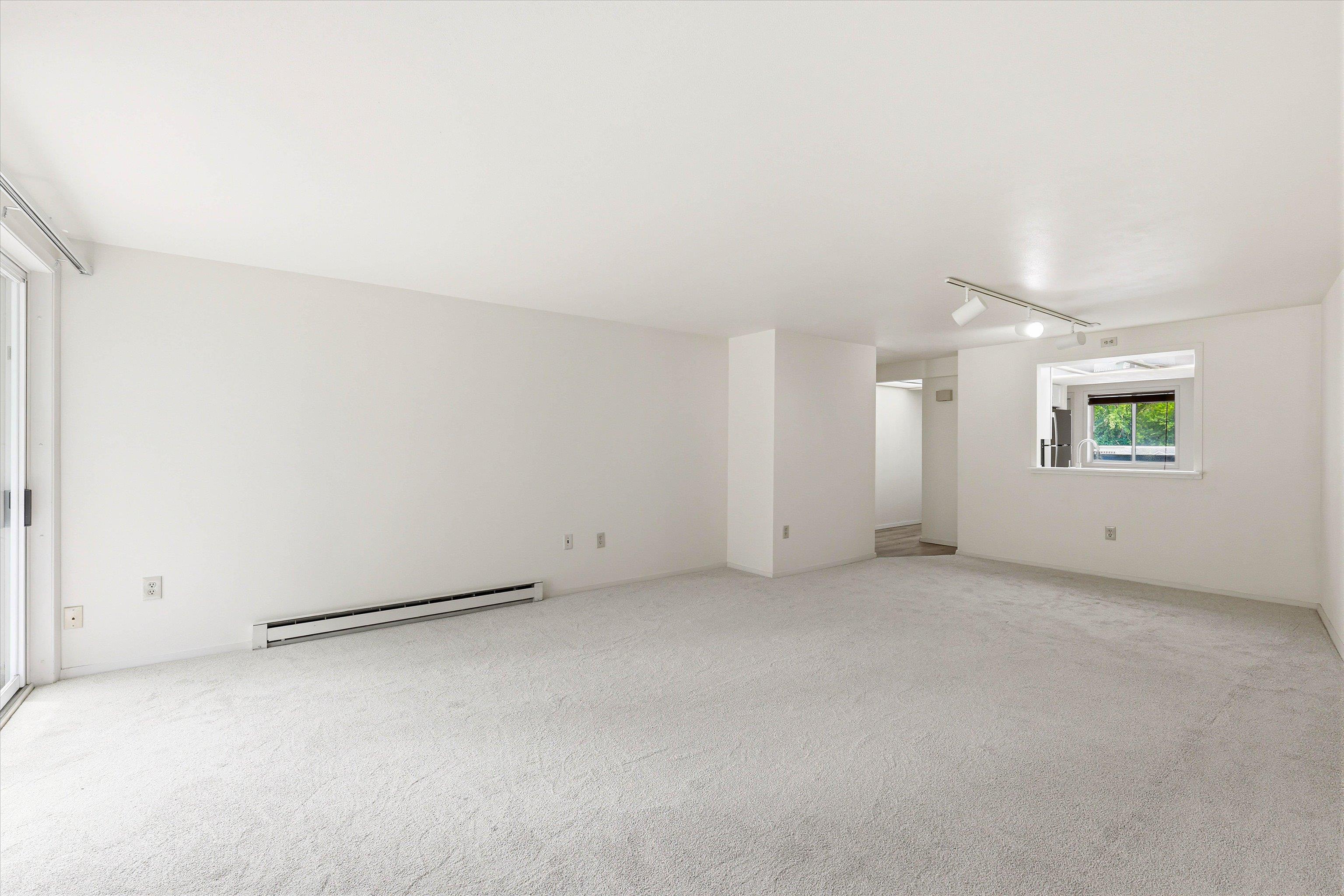 1001 South Oneida Street, Unit 2E Appleton, WI 54915 - Photo 15 of 29