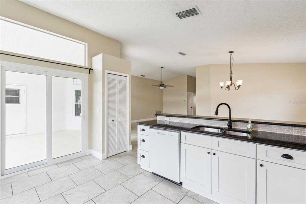 14643 Traders Path Orlando, FL 32837 - Photo 12 of 42