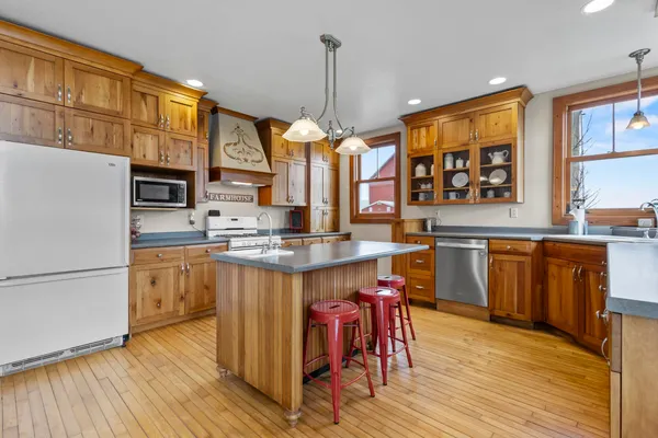 $575,000 | W3665 Faro Springs Road, Hilbert, WI 54129