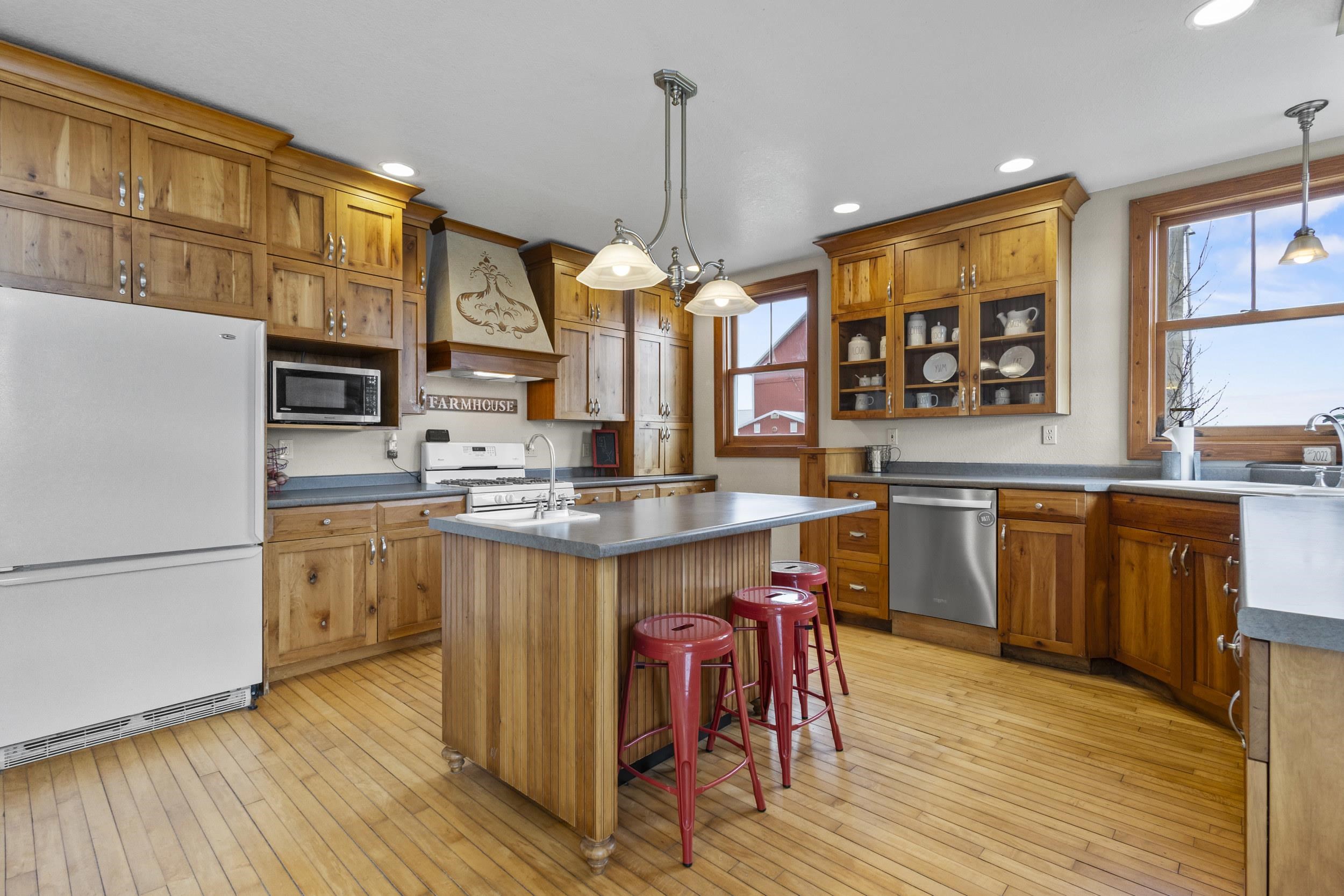 W3665 Faro Springs Road Hilbert, WI 54129 - Photo 5 of 77