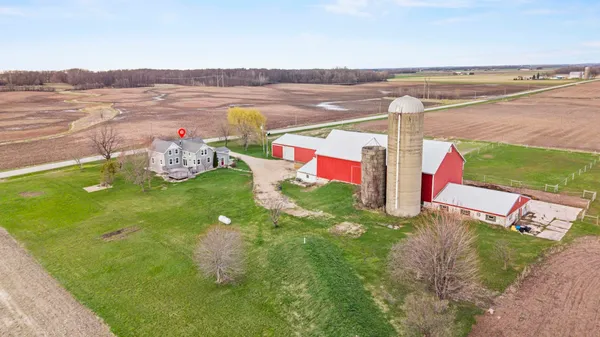 $575,000 | W3665 Faro Springs Road, Hilbert, WI 54129