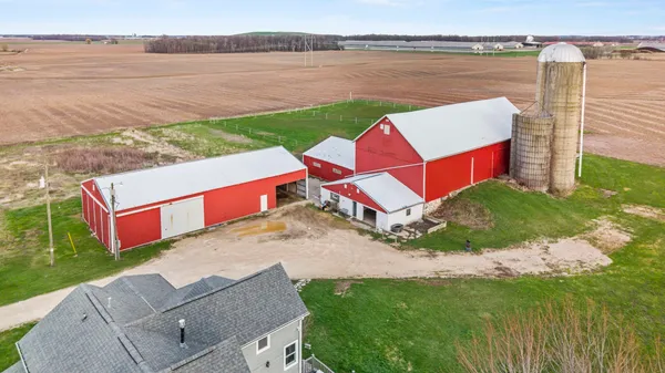 $575,000 | W3665 Faro Springs Road, Hilbert, WI 54129