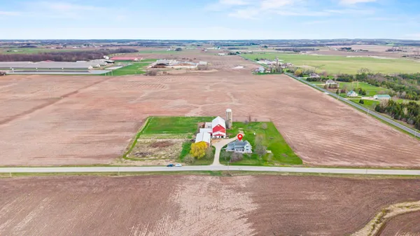 $575,000 | W3665 Faro Springs Road, Hilbert, WI 54129