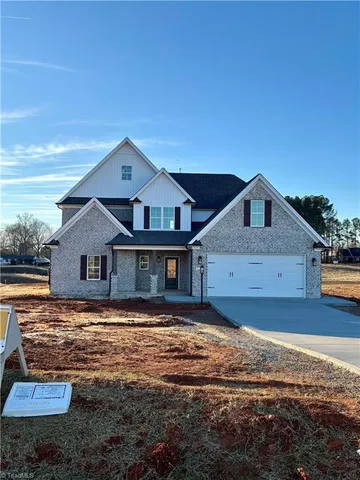 $607,780 | 121 Sandpiper Drive, Lexington, NC 27295