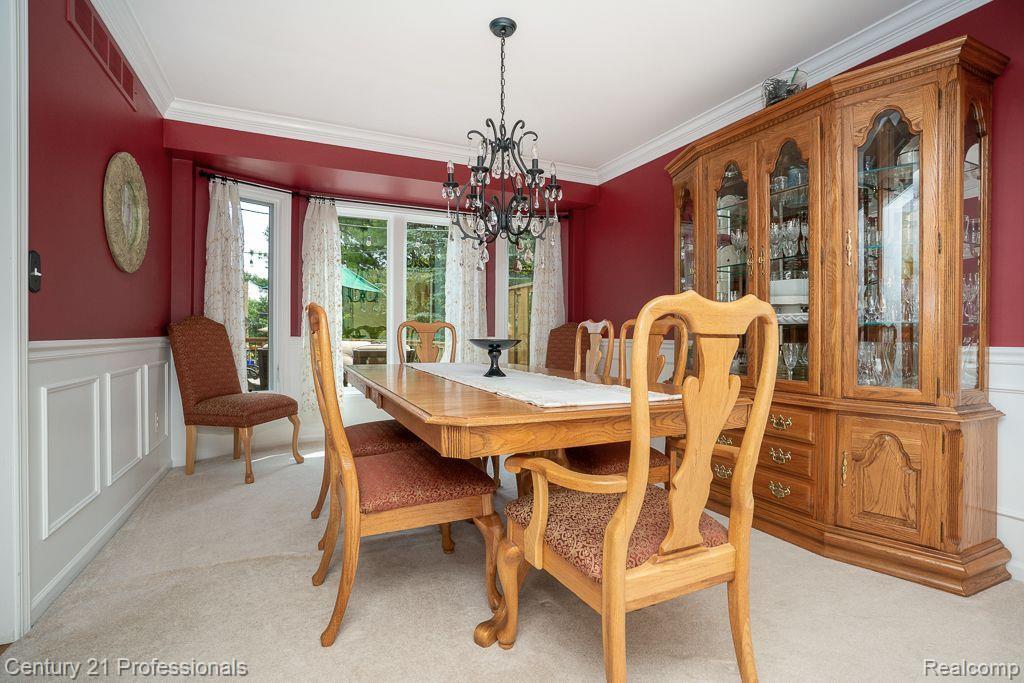 2072 Ridgefield Court Rochester, MI 48306 - Photo 13 of 41 Formal Dining Room