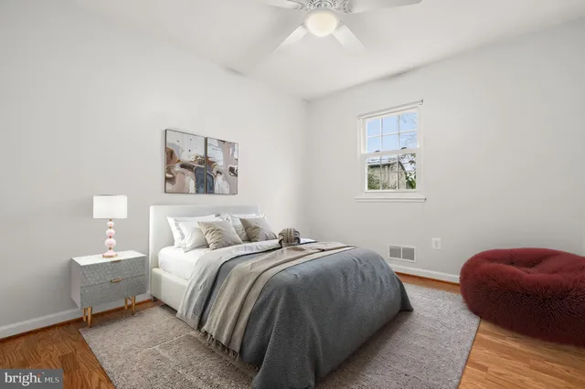 $598,000 | 30 Millcrest Court, Derwood, MD 20855