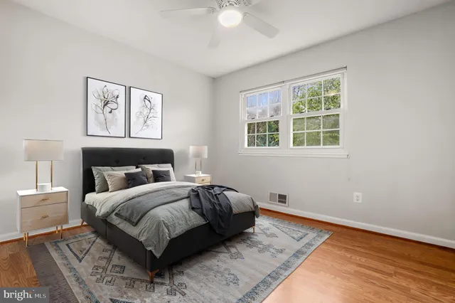 $598,000 | 30 Millcrest Court, Derwood, MD 20855