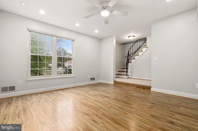 $598,000 | 30 Millcrest Court, Derwood, MD 20855