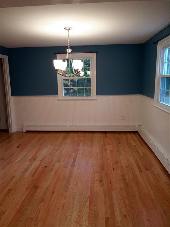 27 Carriage Road Cumberland Foreside, ME 04110 - Photo 7 of 20 Photo