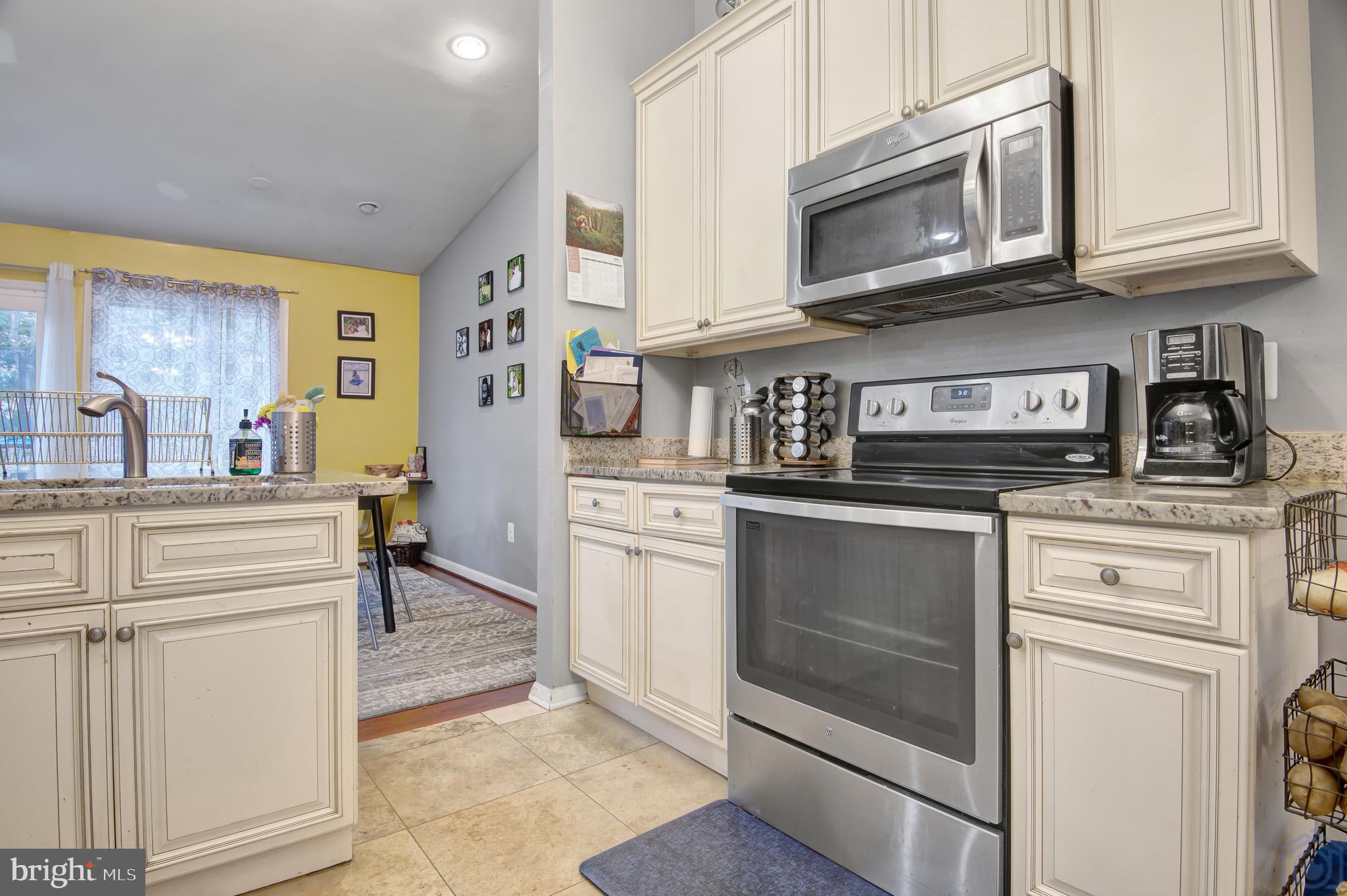 1002 La Grande Road Silver Spring, MD 20903 - Photo 10 of 33 Matching stainless steel microwave & electric oven