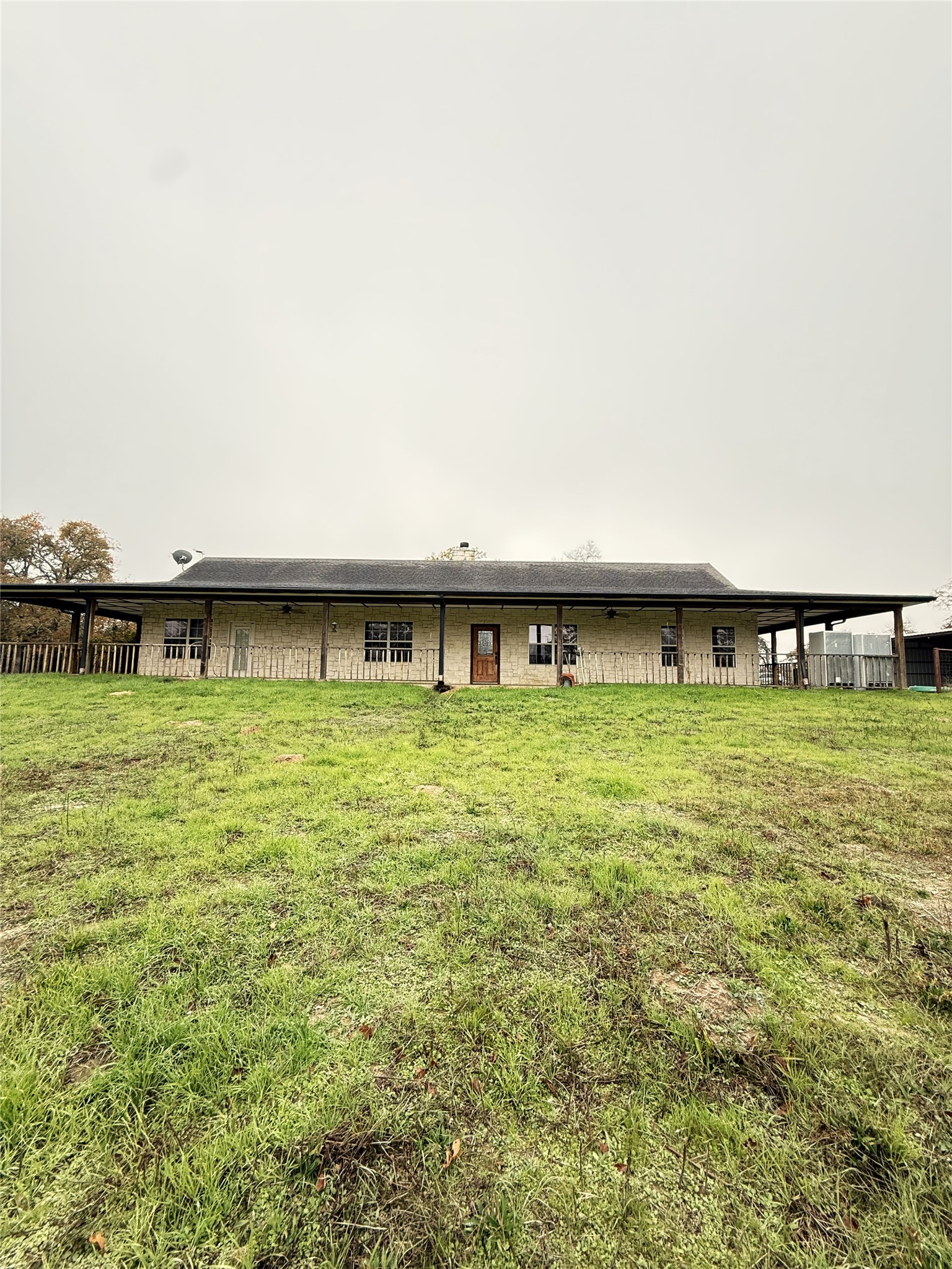 11791 Silver Springs Road Rockdale, TX 76567 - Photo 27 of 28 a view of an ocean