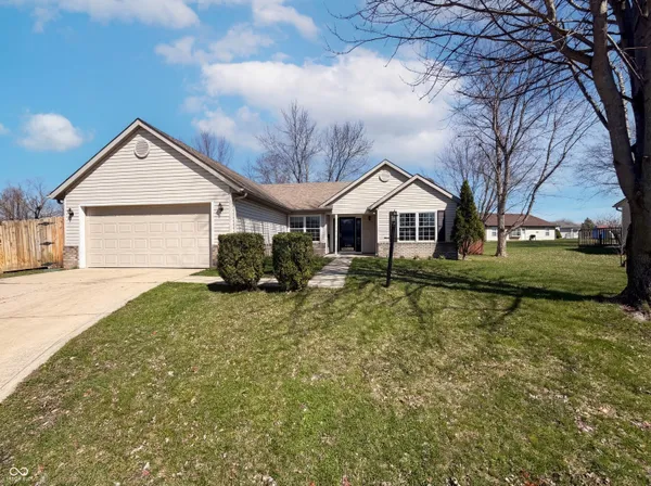 $279,000 | 227 Park Pl Court, Avon, IN 46123