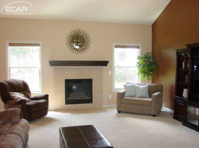 10913 Ridge View Trail Fenton, MI 48430 - Photo 3 of 21 21198190-2.JPG