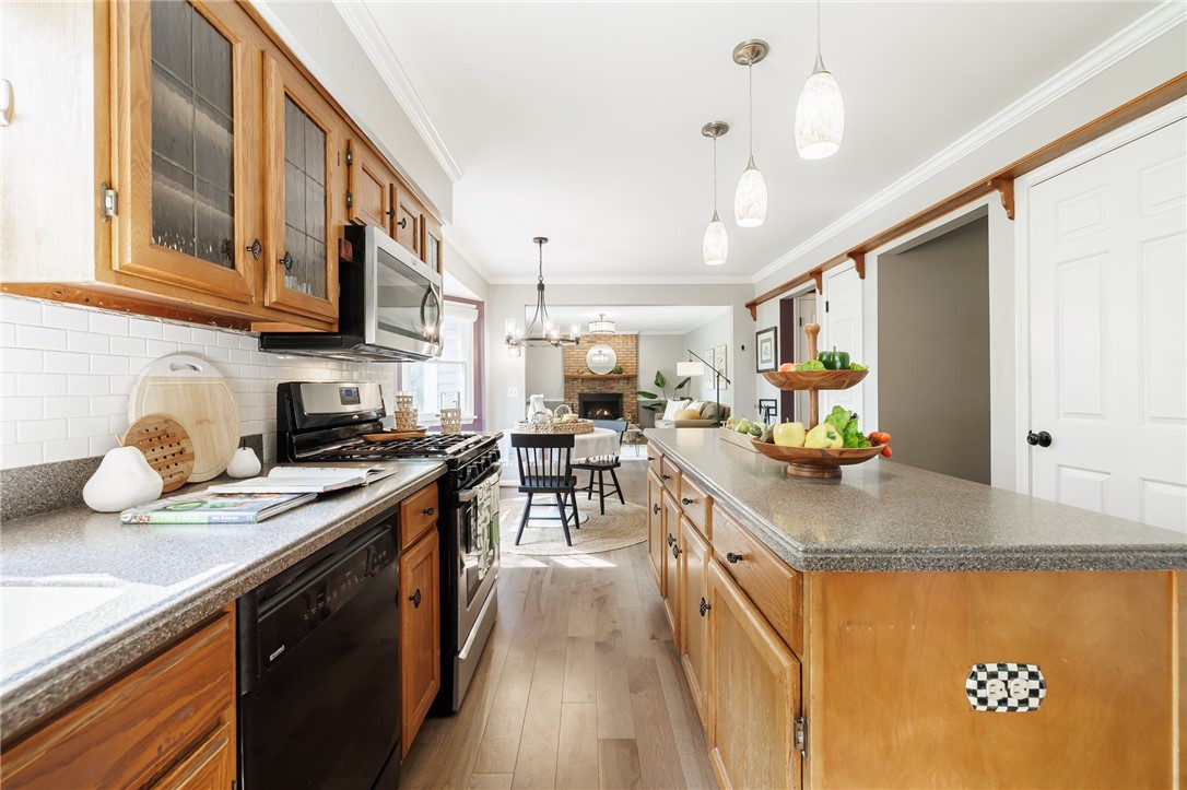 658 Willow Lane Webster, NY 14580 - Photo 12 of 46