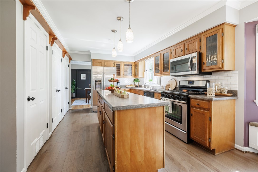 658 Willow Lane Webster, NY 14580 - Photo 10 of 46