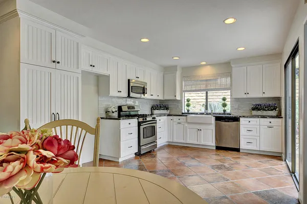$6,000 | 1502 Briarglen Avenue, Westlake Village, CA 91361