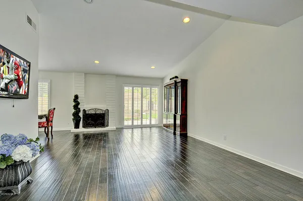 $6,000 | 1502 Briarglen Avenue, Westlake Village, CA 91361